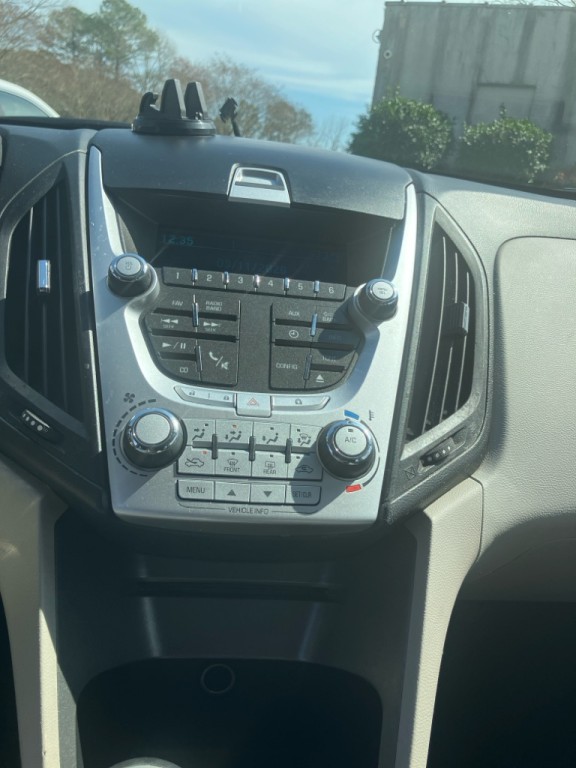 2015 Chevrolet Equinox Image 14