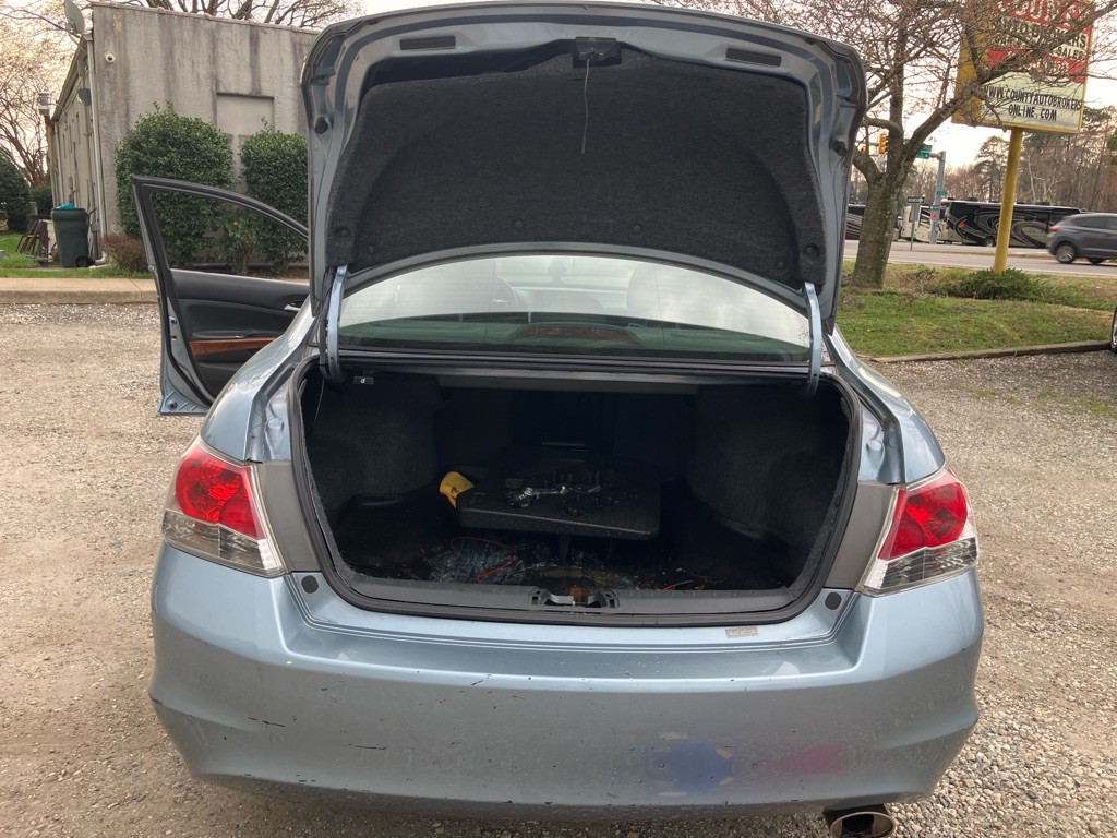 2011 Honda Accord Image 18