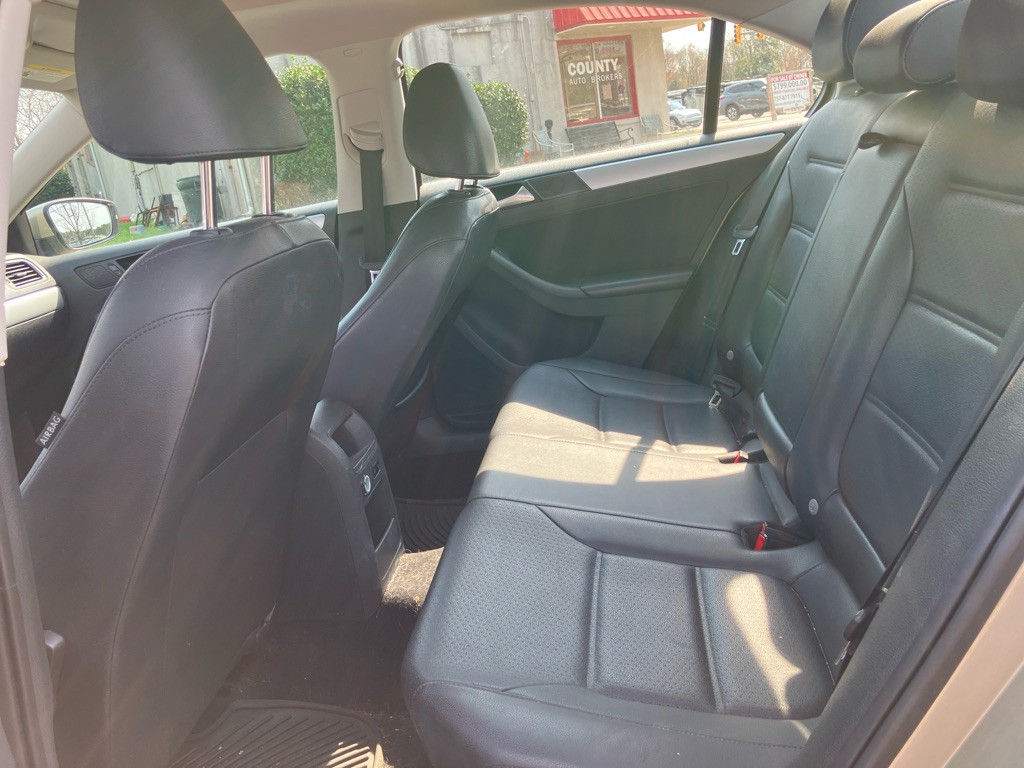 2013 Volkswagen Jetta Image 13
