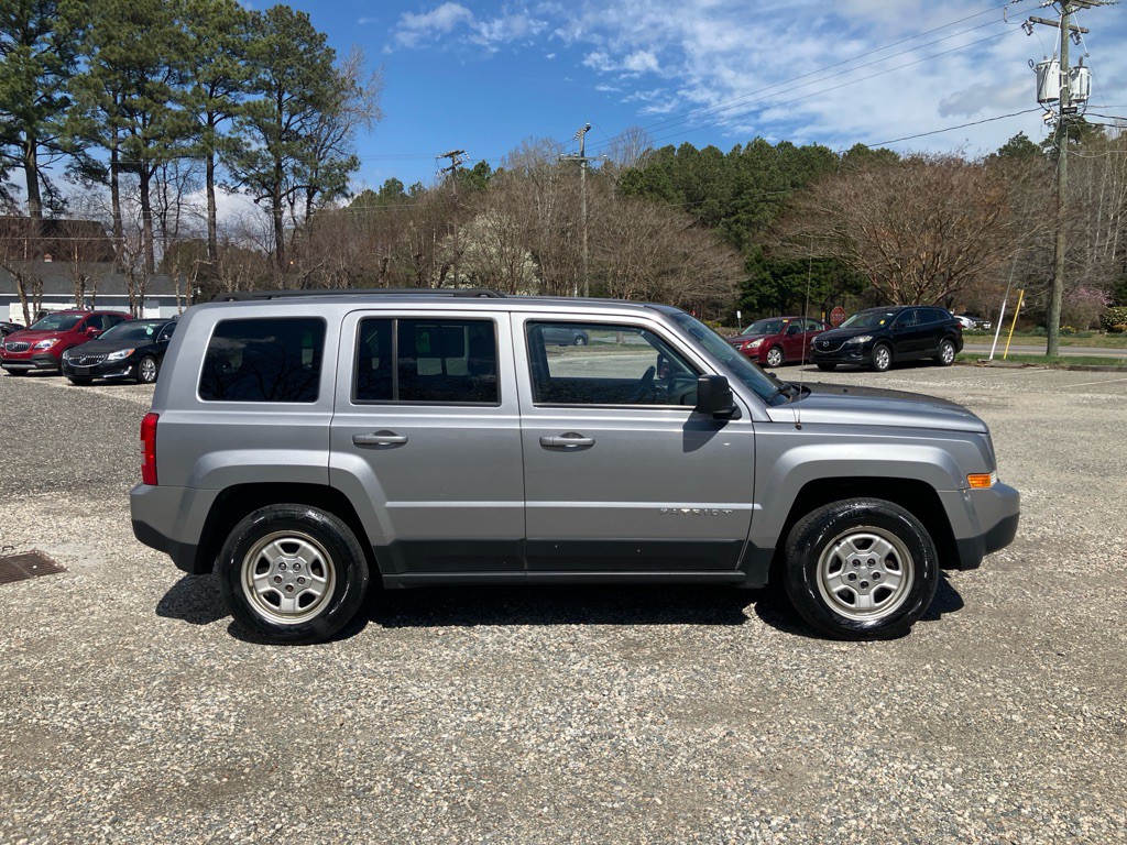 2017 Jeep Patriot Image 5