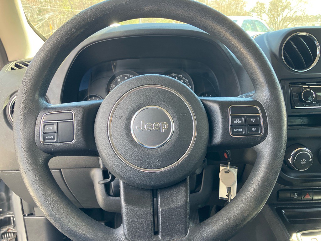 2017 Jeep Patriot Image 14