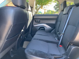 Image for 2012 Mitsubishi Outlander SE ID: 7668224