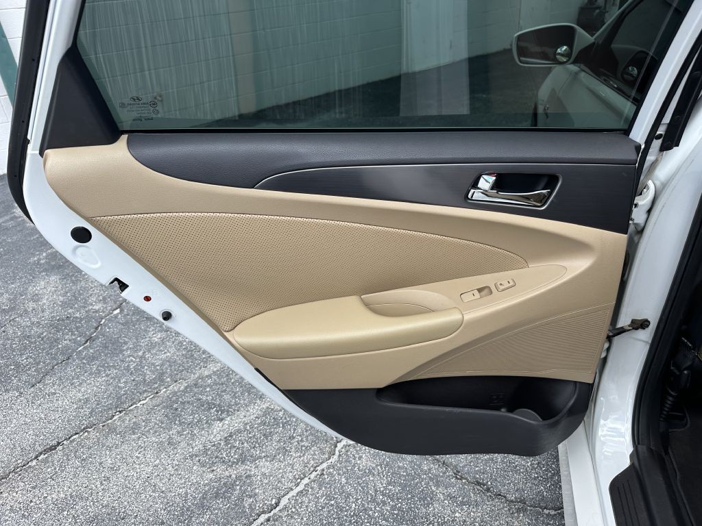 2012 Hyundai Sonata Image 13