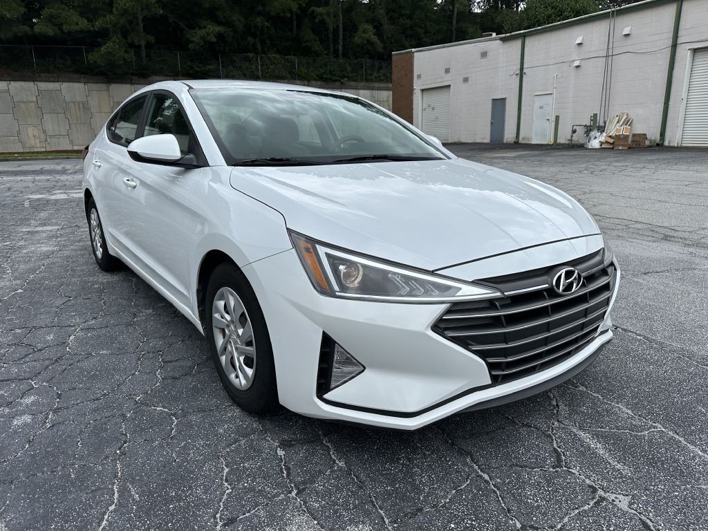 2020 Hyundai Elantra Image 3
