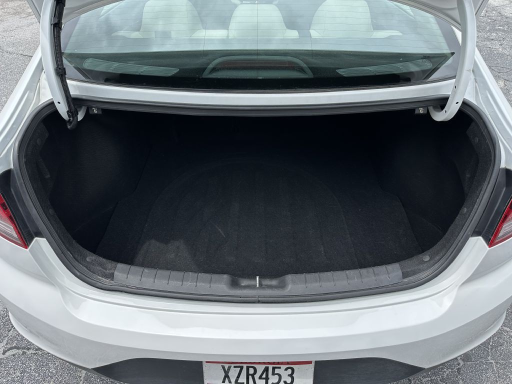 2020 Hyundai Elantra Image 14