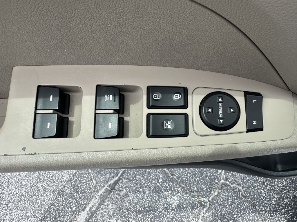 2020 Hyundai Elantra Image 19
