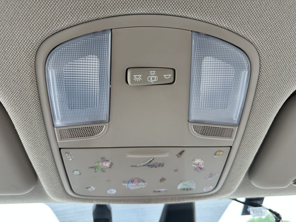 2020 Hyundai Elantra Image 28