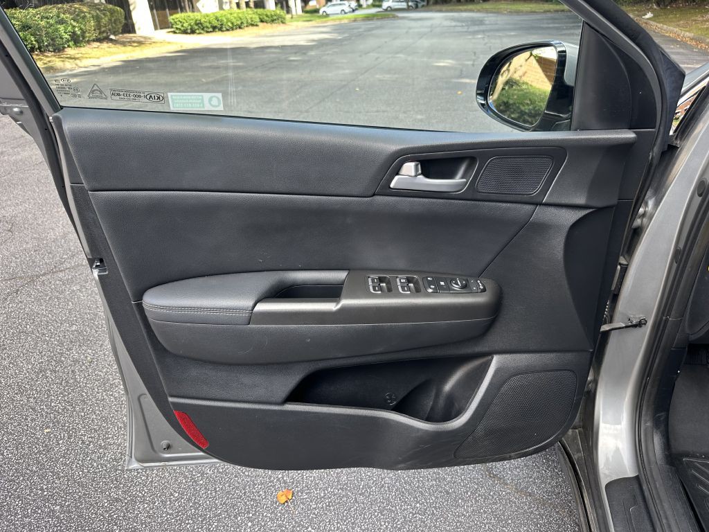2021 Kia Sportage Image 10