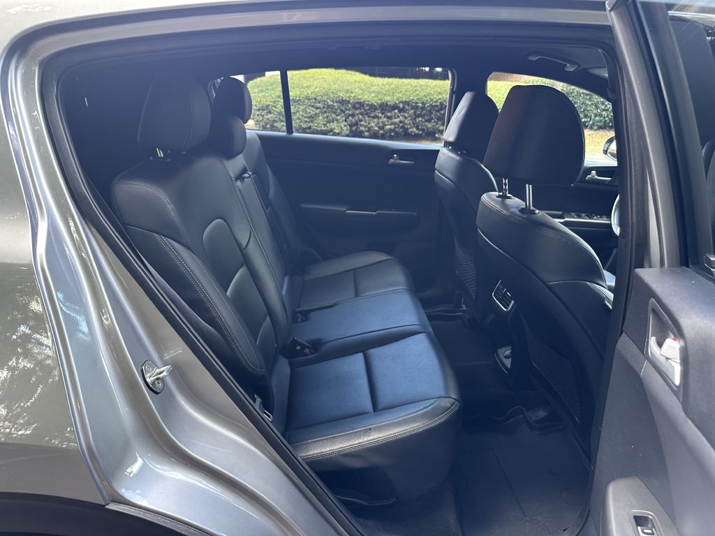 2021 Kia Sportage Image 16