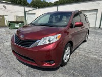 Image for 2014 Toyota Sienna LE ID: 6691829