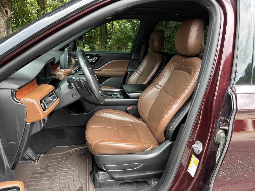 2020 Lincoln Aviator Image 11