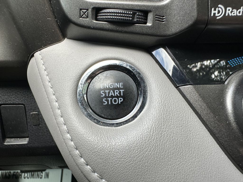 2014 Toyota Rav4 Image 26