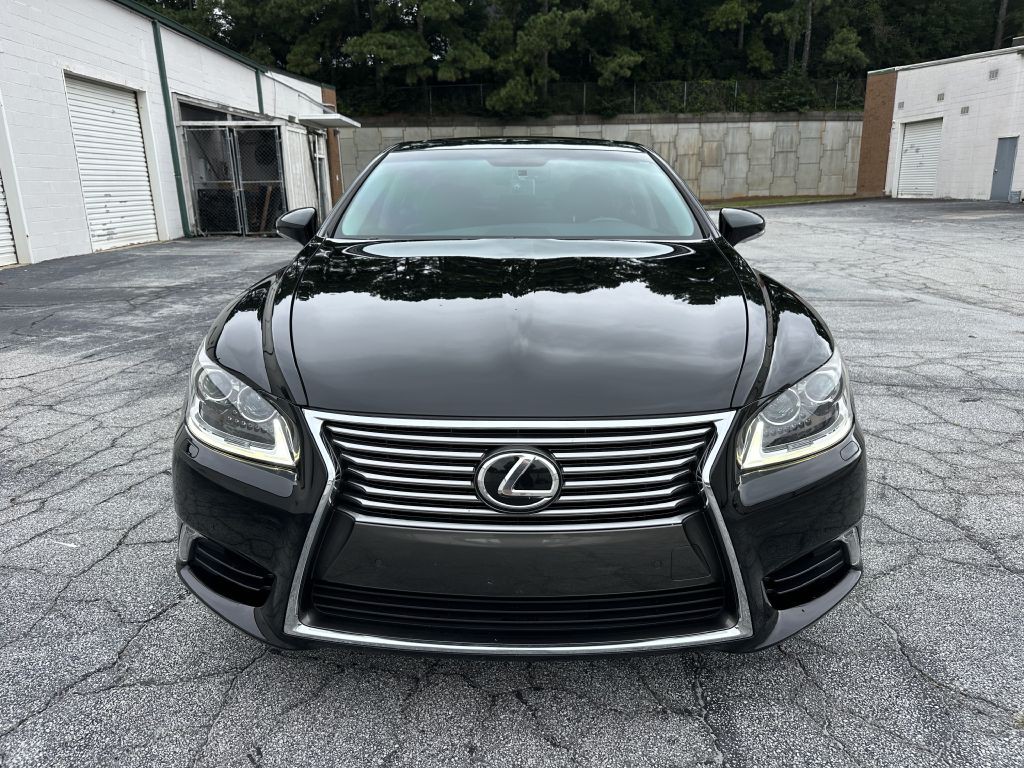 2014 Lexus LS Image 2