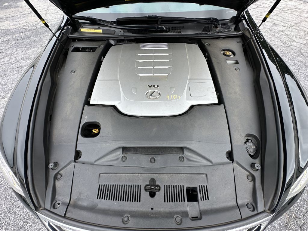 2014 Lexus LS Image 36