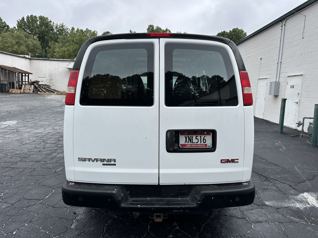 2015 GMC Savana Image 5