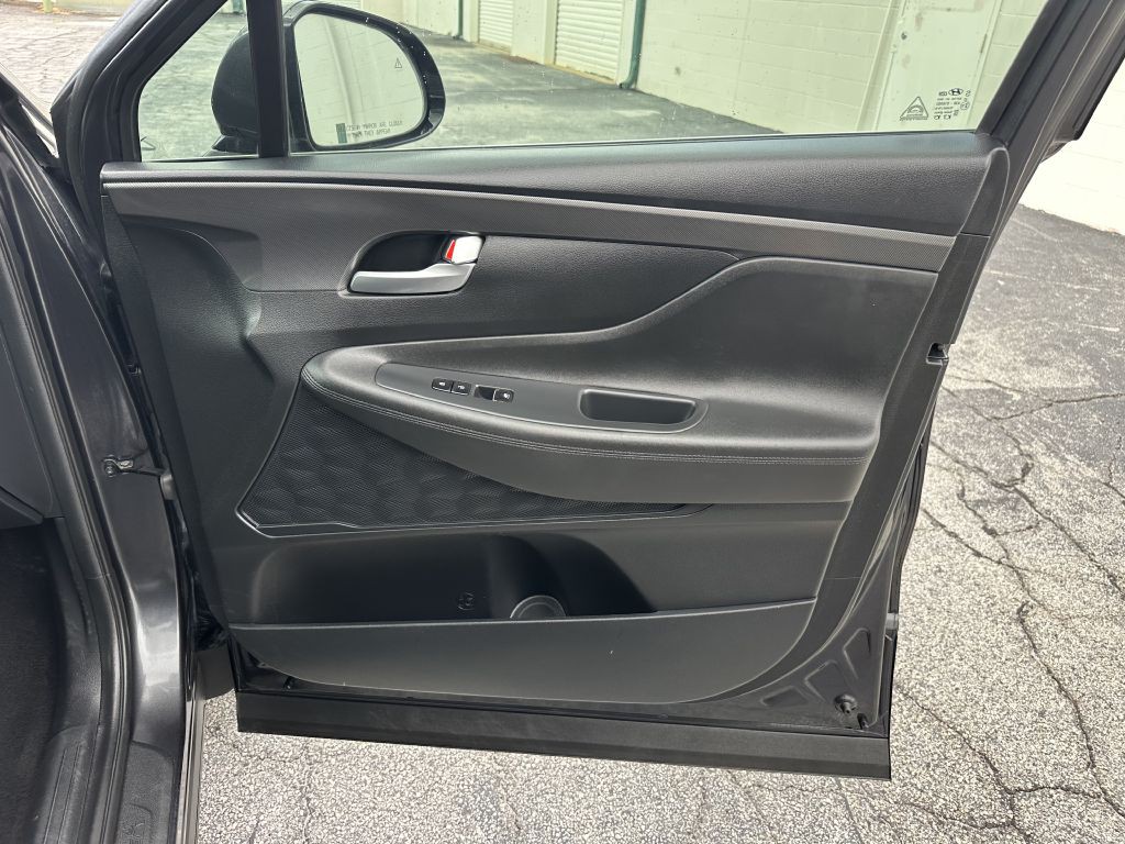 2022 Hyundai Santa Fe Image 17