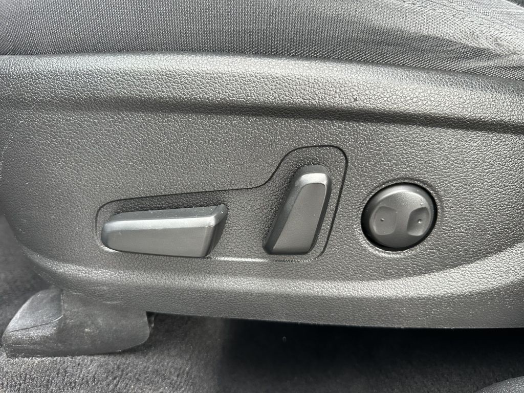 2022 Hyundai Santa Fe Image 22