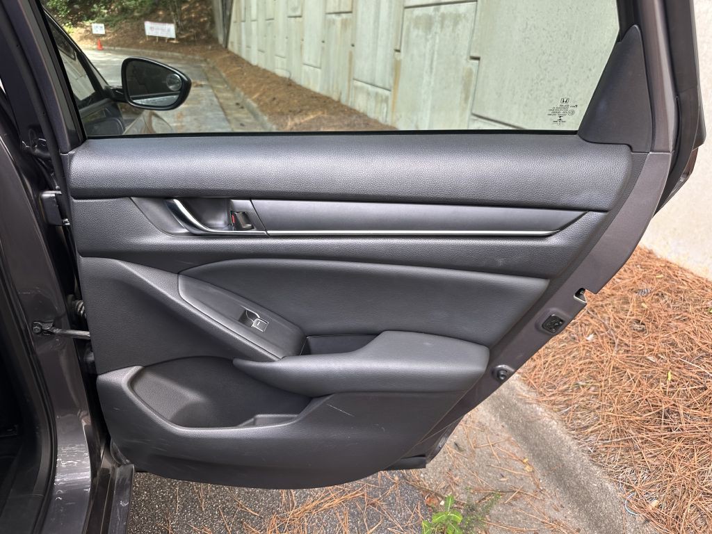 2021 Honda Accord Image 15