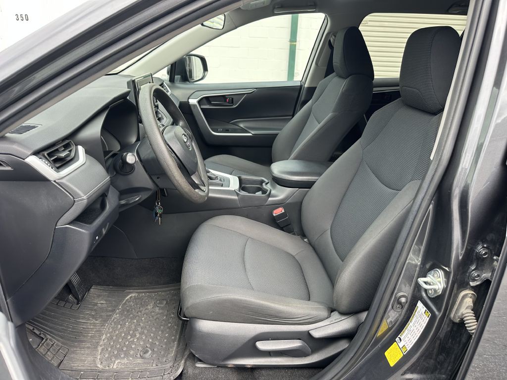 2020 Toyota Rav4 Image 11