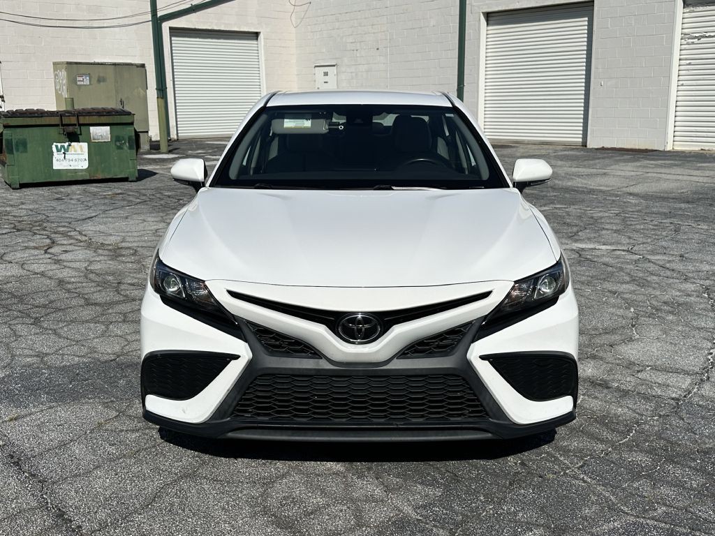2022 Toyota Camry Image 2