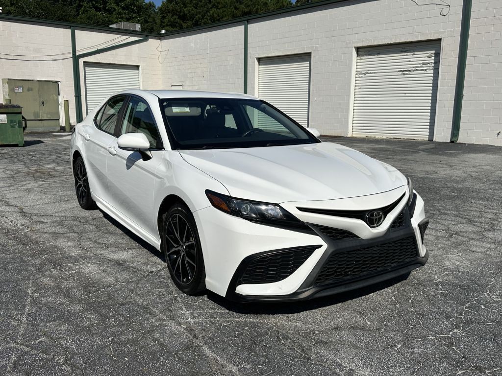 2022 Toyota Camry Image 3