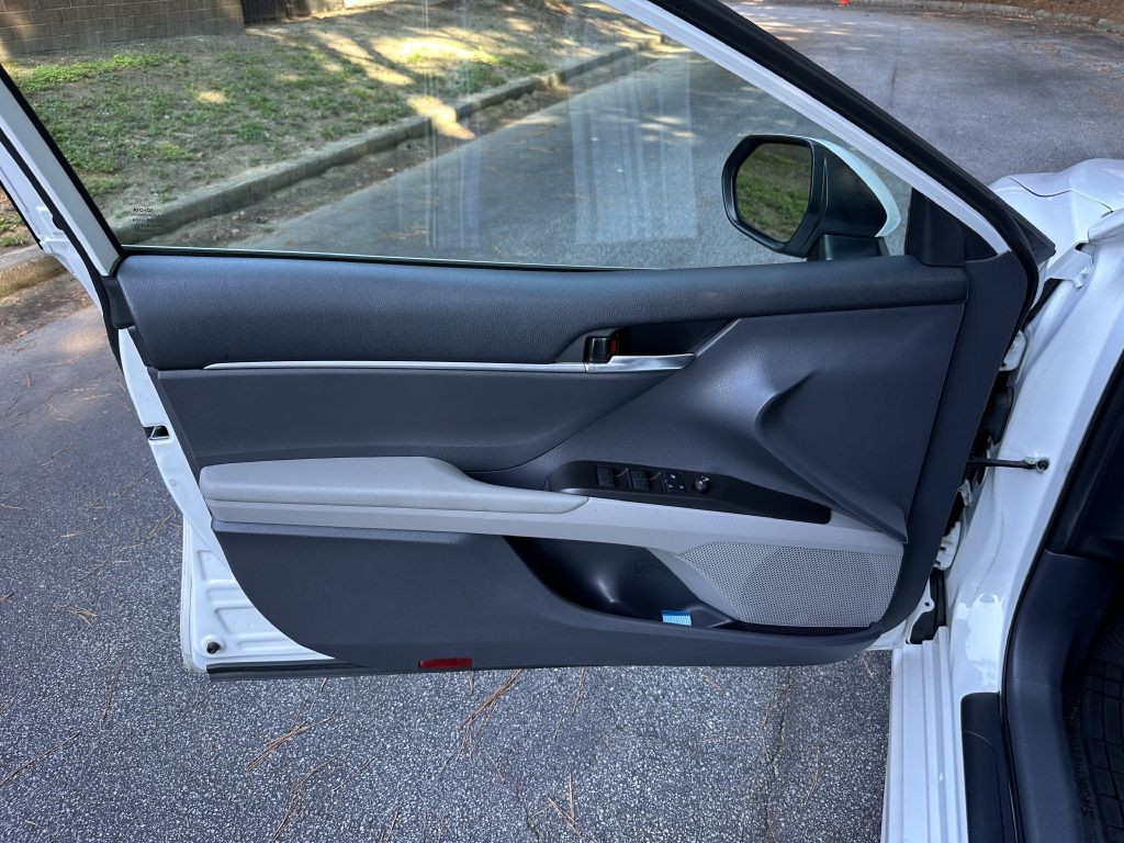 2022 Toyota Camry Image 10