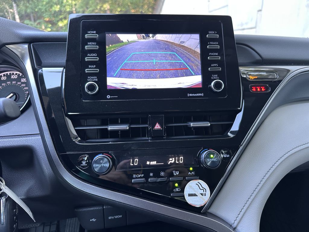 2022 Toyota Camry Image 26