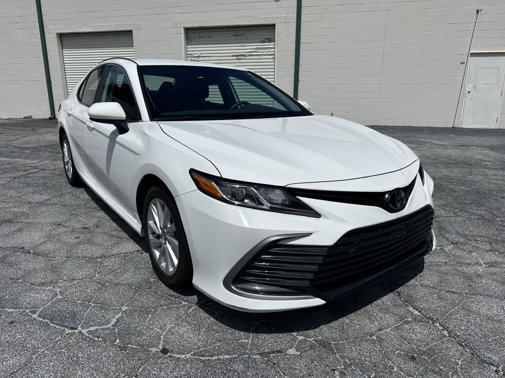 2022 Toyota Camry Image 3