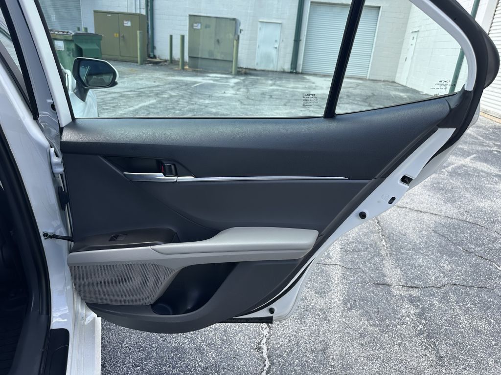 2022 Toyota Camry Image 15