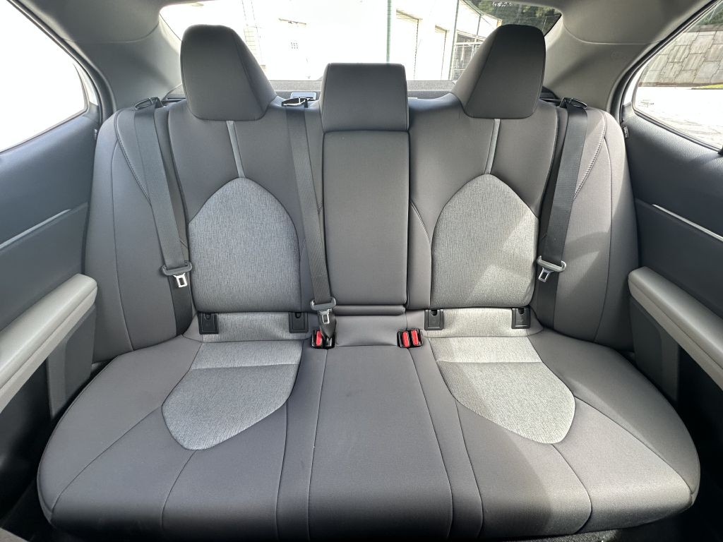 2022 Toyota Camry Image 19