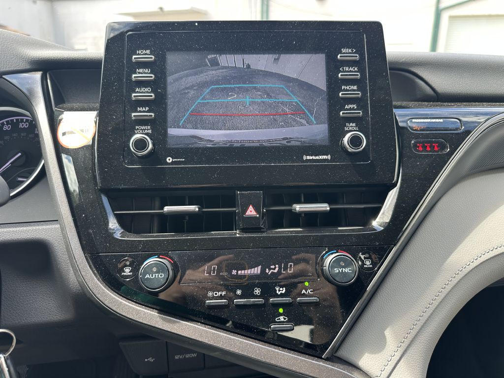 2022 Toyota Camry Image 26