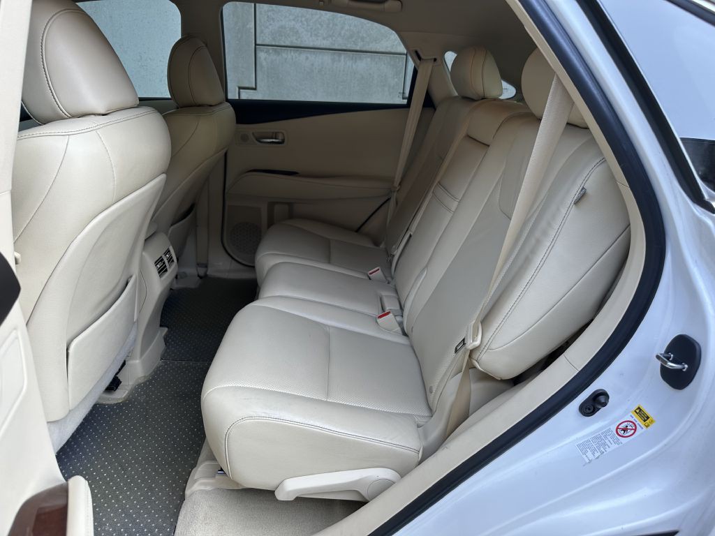2015 Lexus RX Image 13