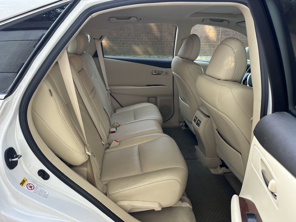 2015 Lexus RX Image 16