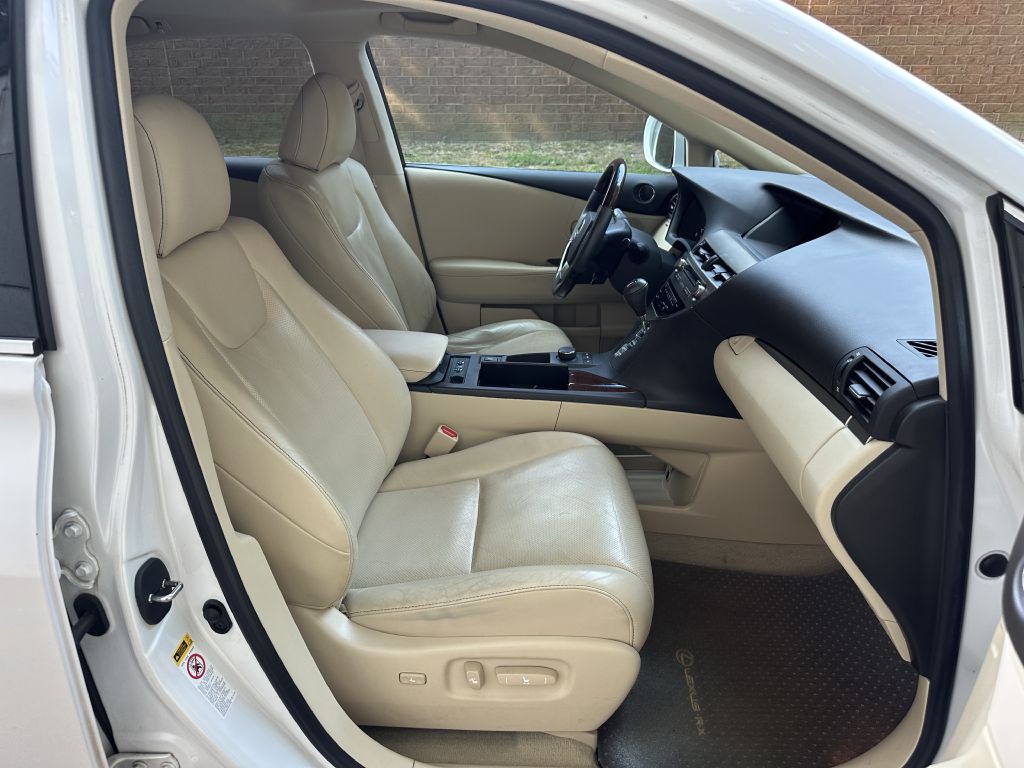 2015 Lexus RX Image 18
