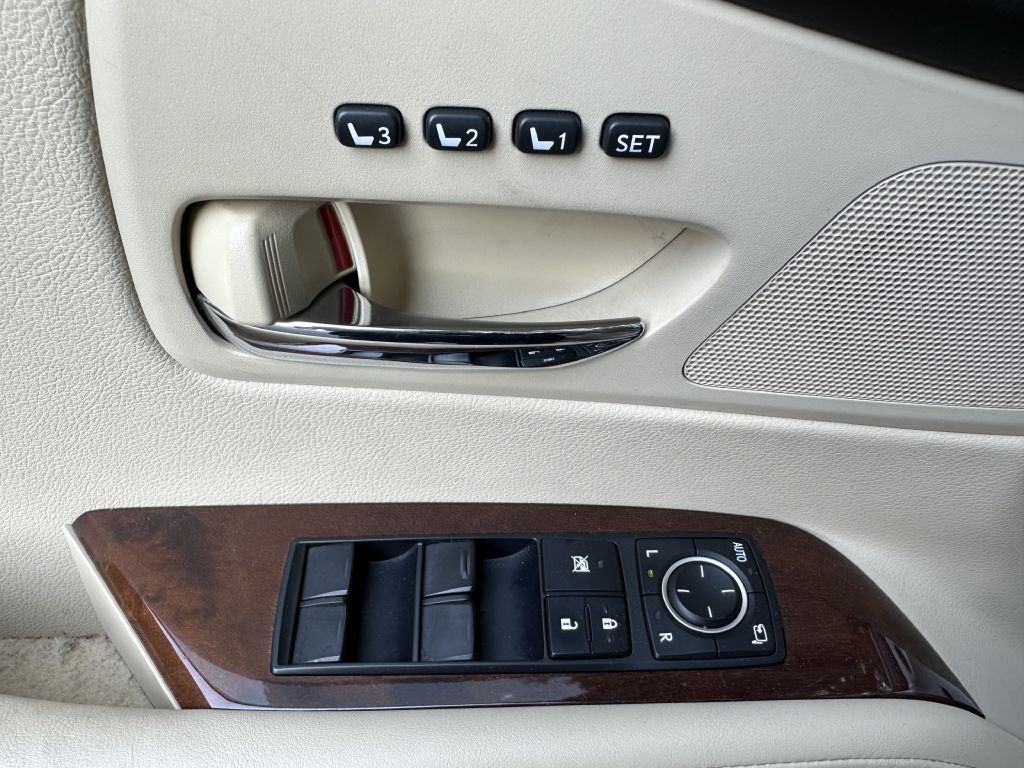 2015 Lexus RX Image 21