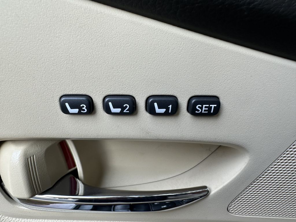 2015 Lexus RX Image 22