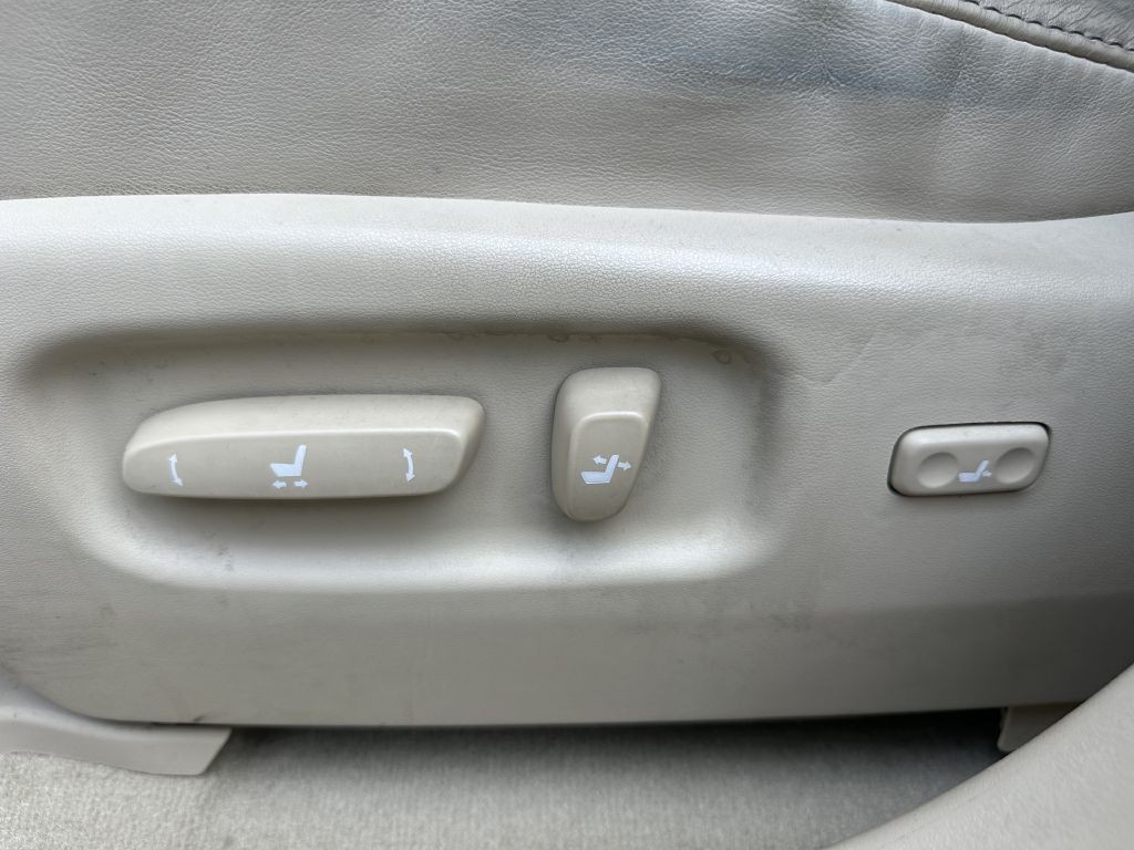 2015 Lexus RX Image 24