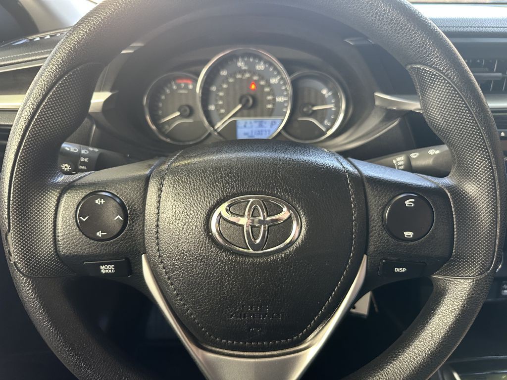2015 Toyota Corolla Image 23