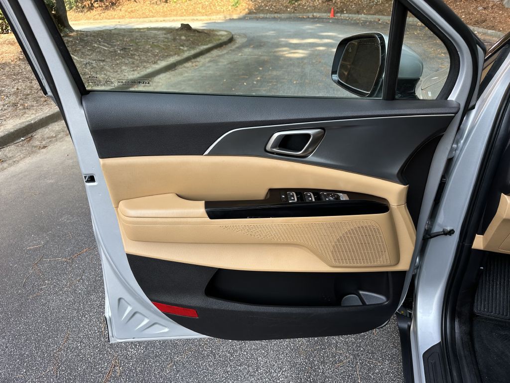 2023 Kia Carnival Image 10