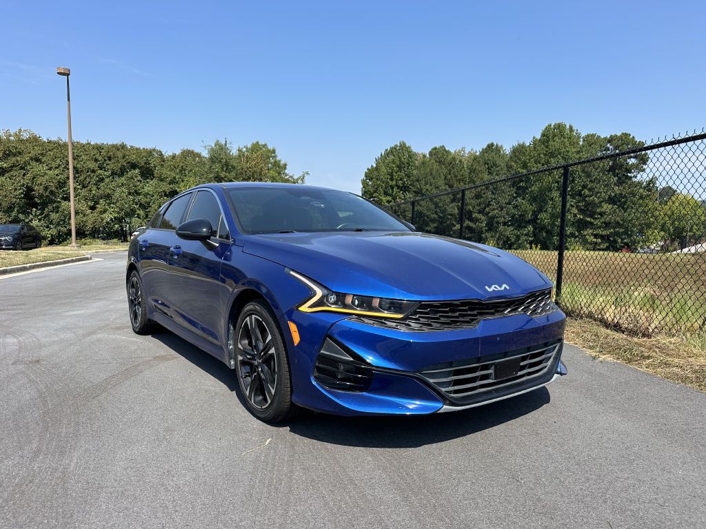 2023 Kia K5 Image 3