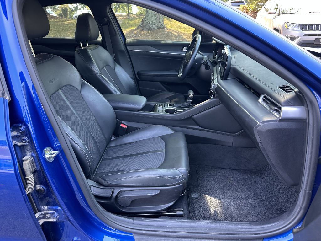 2023 Kia K5 Image 19