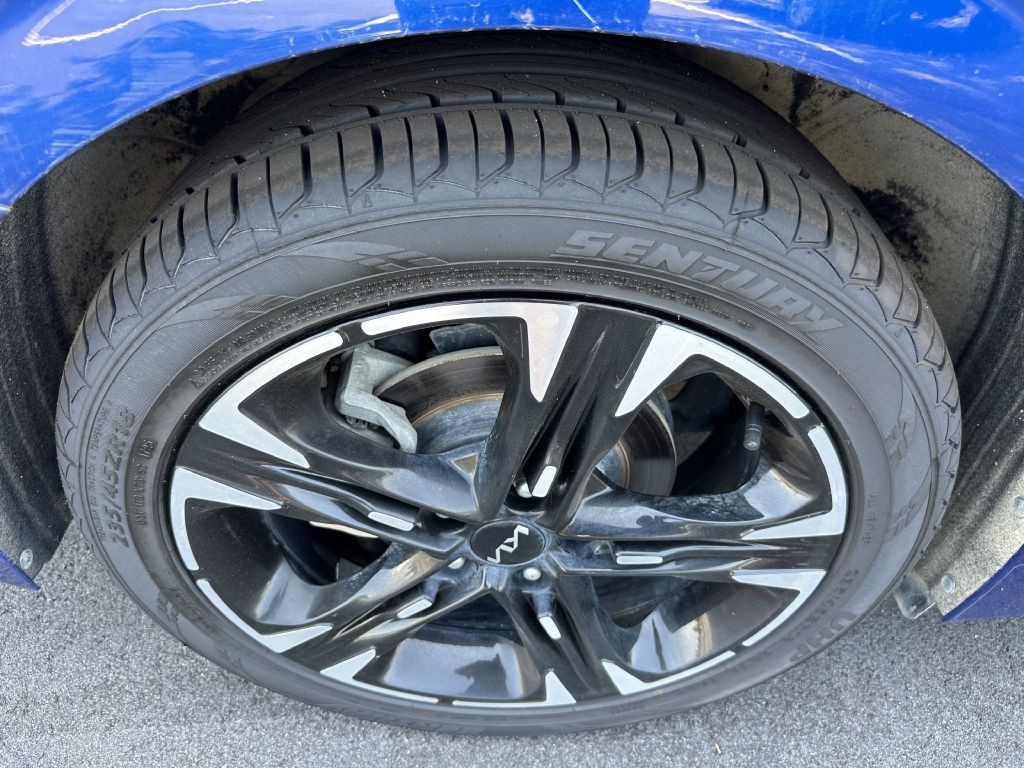 2023 Kia K5 Image 37