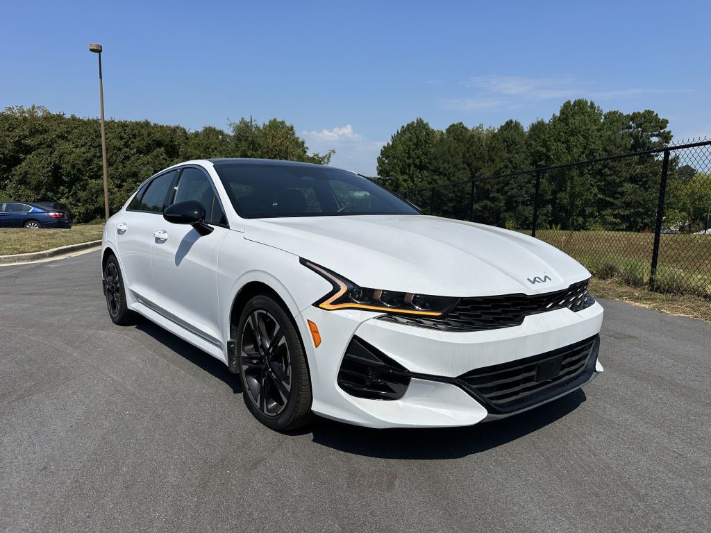 2023 Kia K5 Image 3