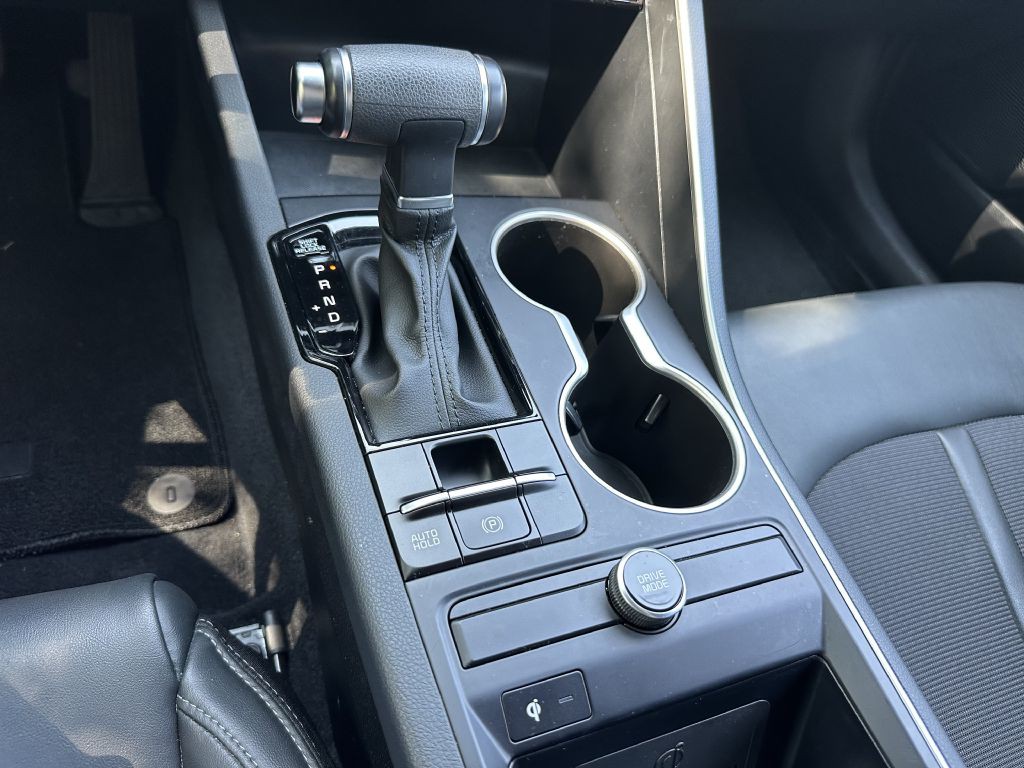 2023 Kia K5 Image 31