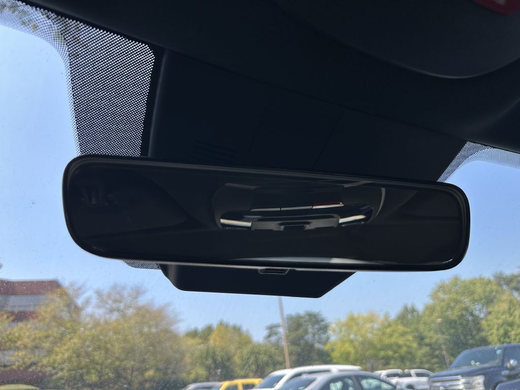 2023 Kia K5 Image 34