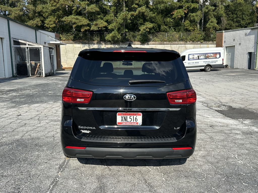 2021 Kia Sedona Image 6