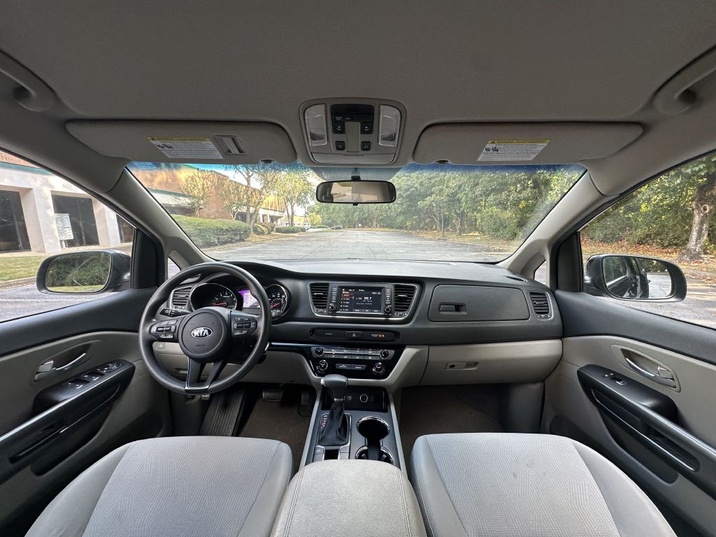 2021 Kia Sedona Image 16
