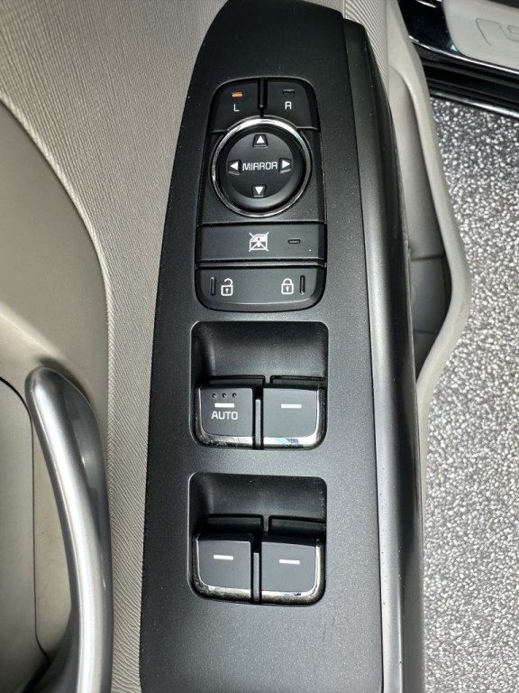 2021 Kia Sedona Image 18
