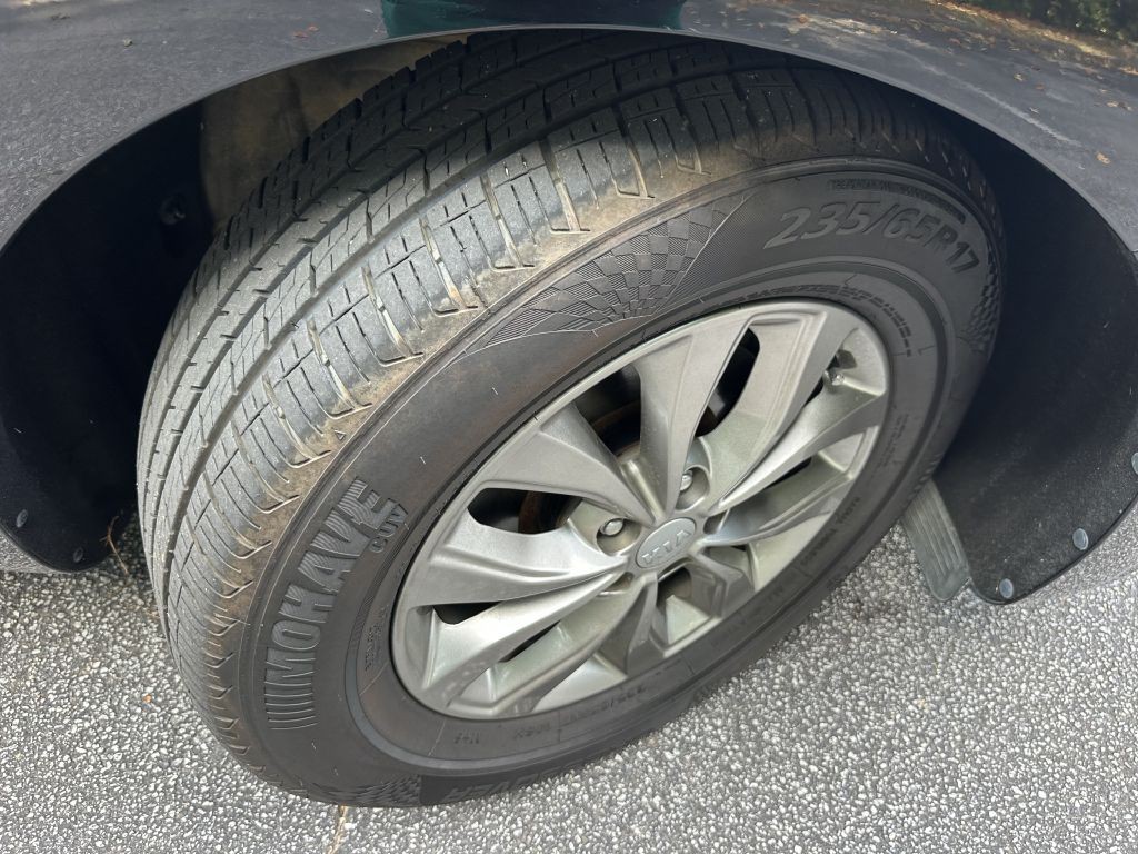 2021 Kia Sedona Image 29