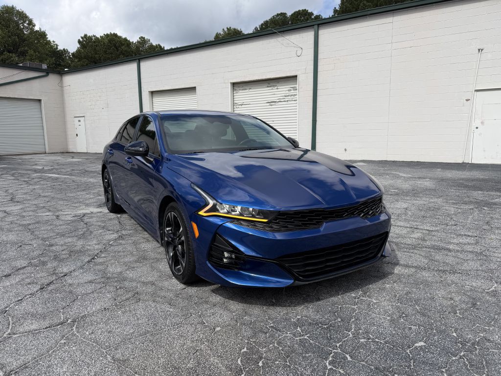 2023 Kia K5 Image 3